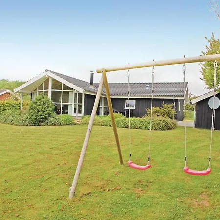 Lovely Home In Haderslev With Kitchen Σπίτι διακοπών *
